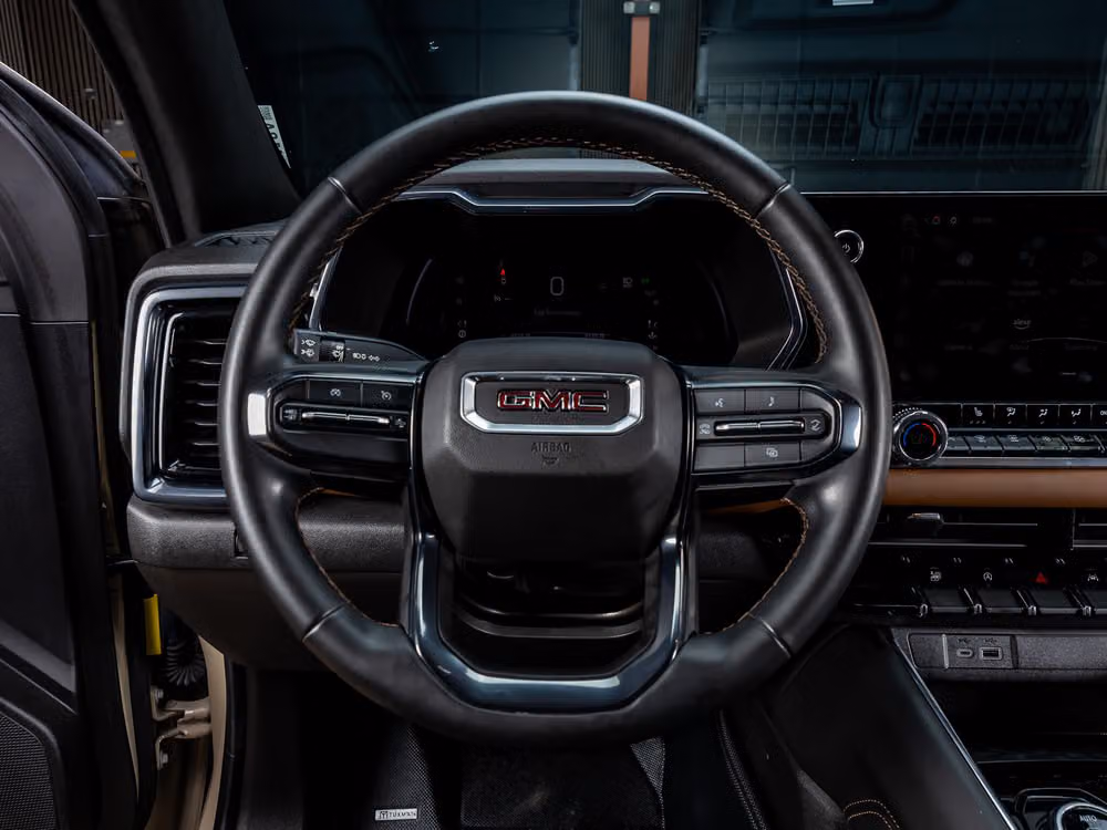 2023 GMC Canyon AT4 Crew Cab Image 18