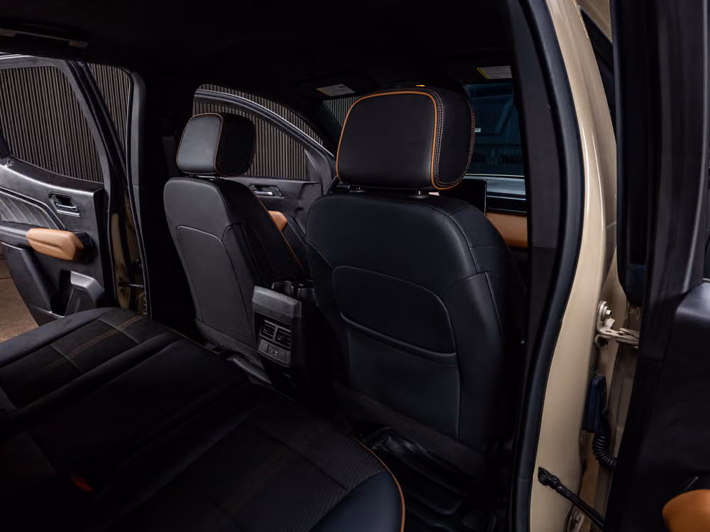 2023 GMC Canyon AT4 Crew Cab Image 30