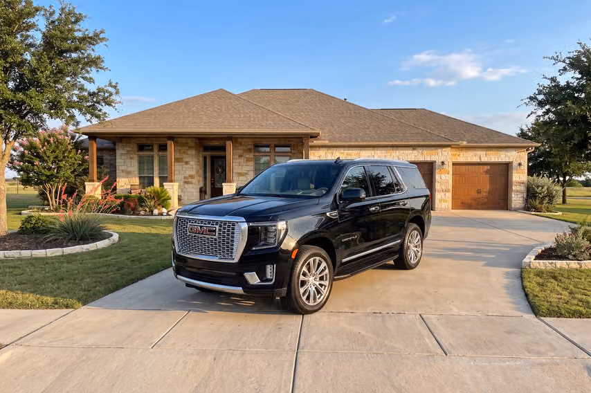 2023 GMC Yukon Denali Image 41