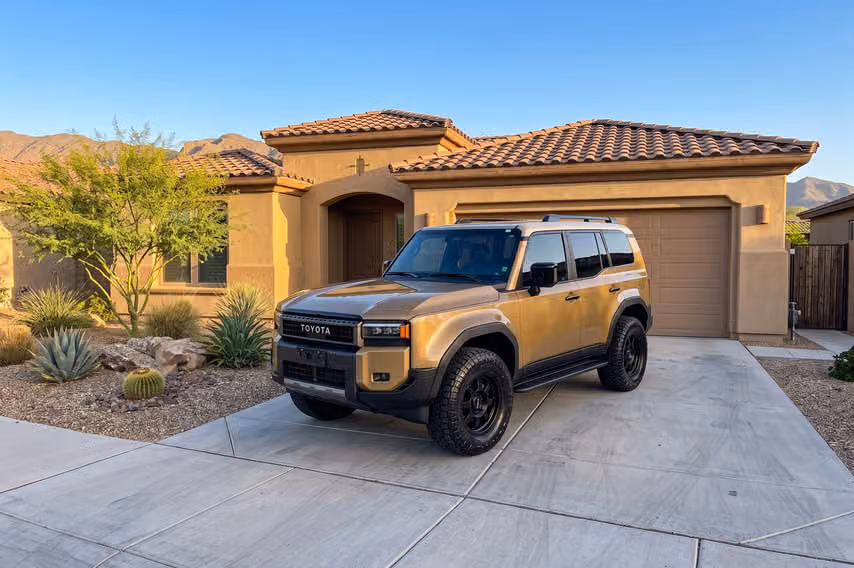 2025 Toyota Land Cruiser Base Image 34