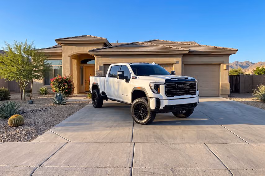 2025 GMC Sierra 3500HD AT4 Crew Cab Image 36