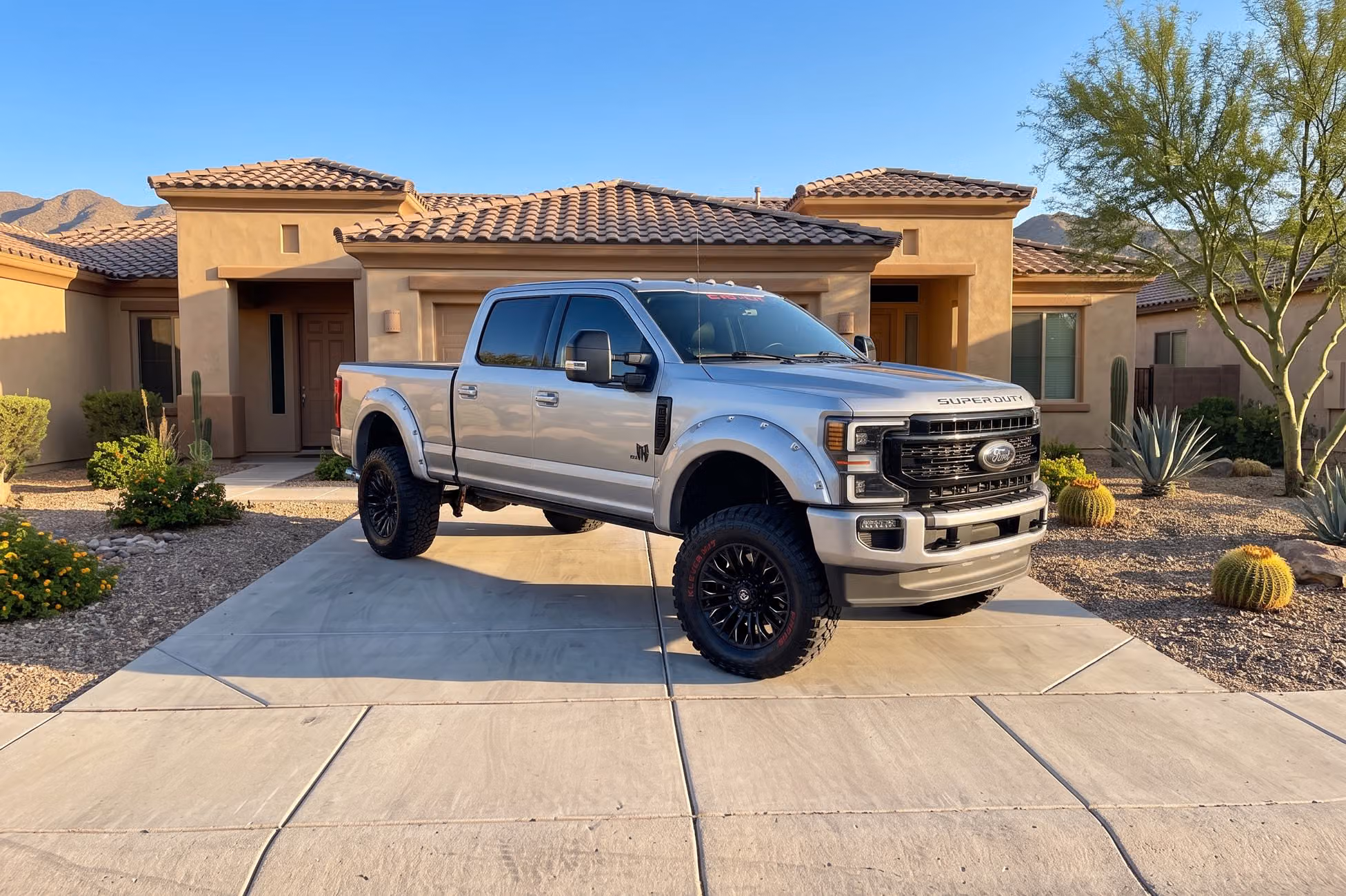 2020 Ford F-350 Super Duty Lariat Rocky Ridge Edition Crew Cab Image 32