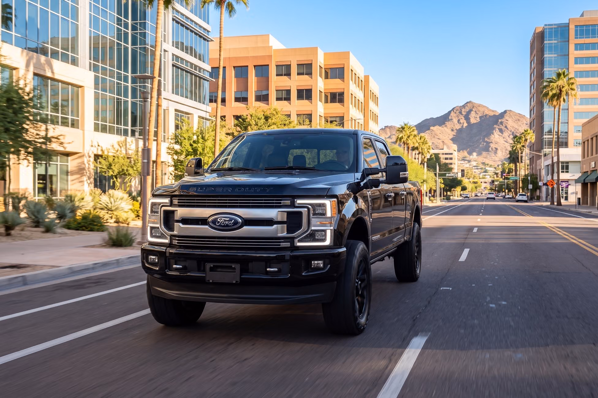 2019 Ford F-350 Super Duty Limited Crew Cab Image 34