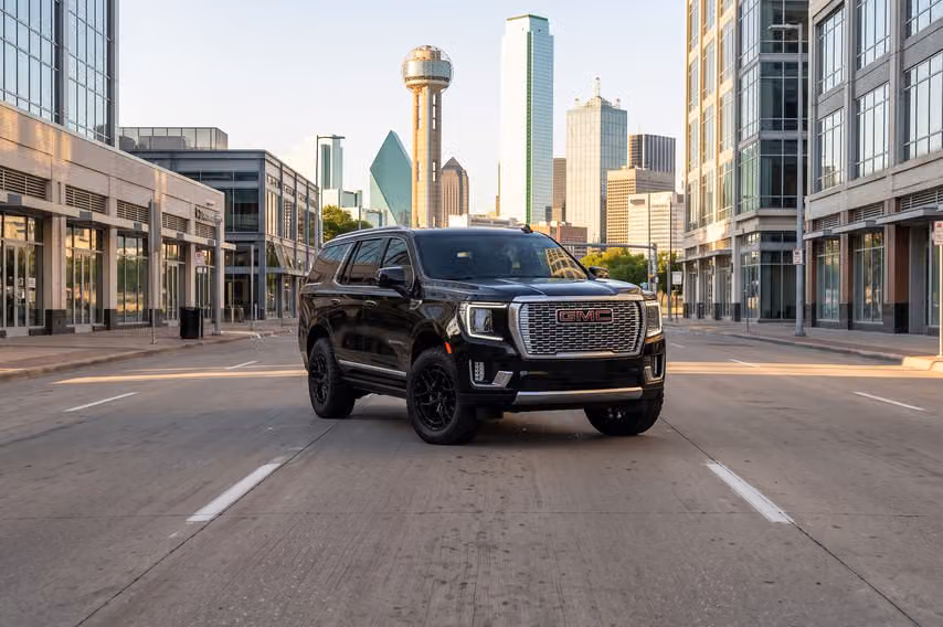 2023 GMC Yukon Denali Image 44