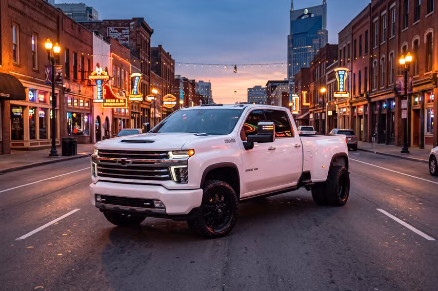 2023 Chevrolet Silverado 3500HD High Country Crew Cab Image 43