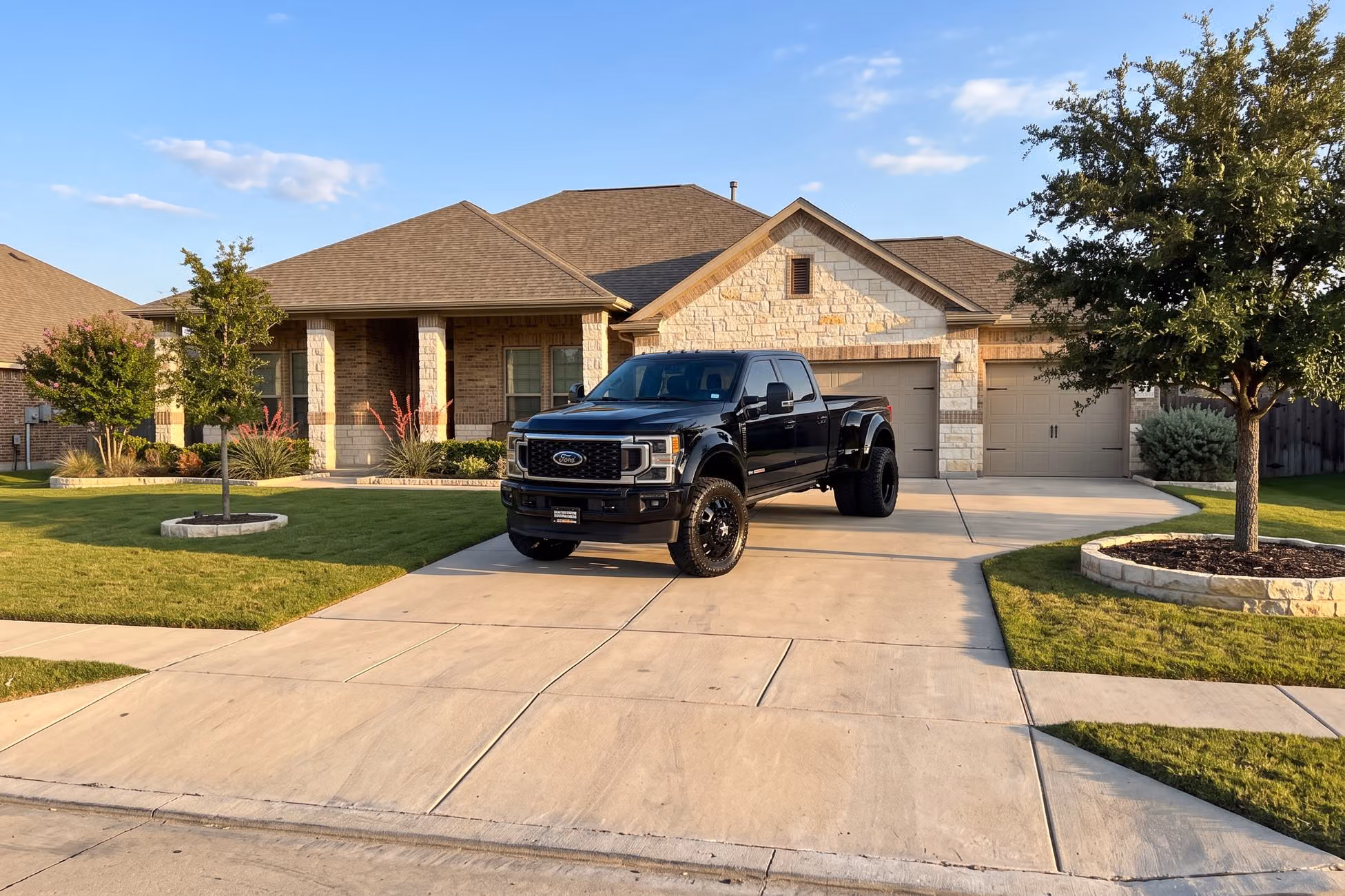 2025 Ford F-450 Super Duty Platinum Crew Cab Image 42