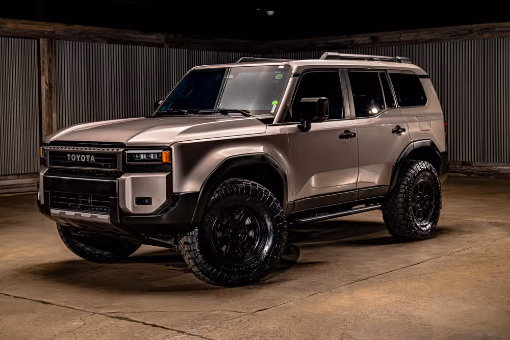2024 Toyota Land Cruiser Base Image 5