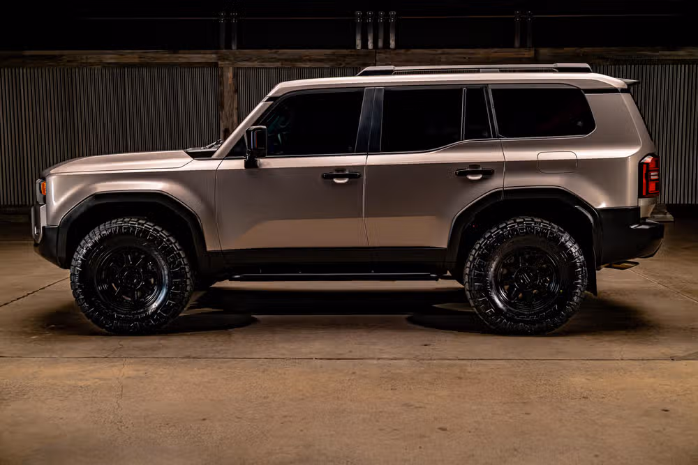 2024 Toyota Land Cruiser Base Image 6