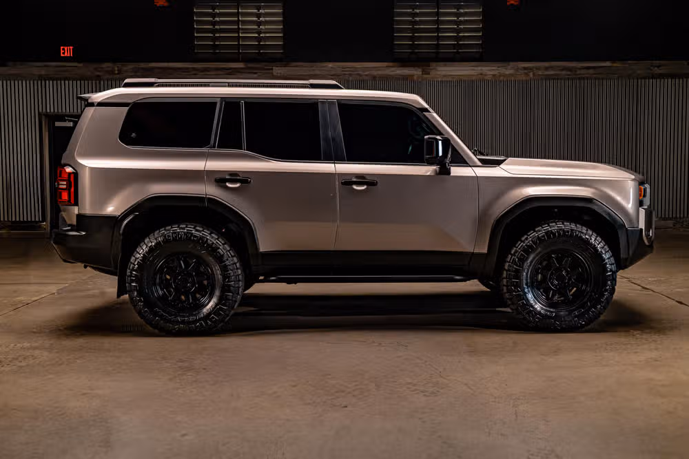 2024 Toyota Land Cruiser Base Image 11