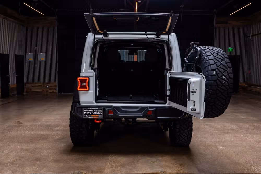 2024 Jeep Wrangler Rubicon Image 8