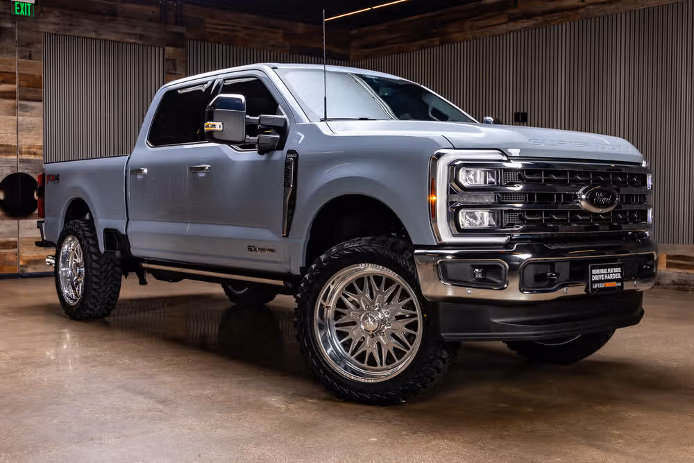 2025 Ford F-250 Super Duty King Ranch Crew Cab Image 1