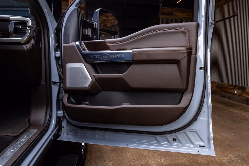 2025 Ford F-250 Super Duty King Ranch Crew Cab Image 39