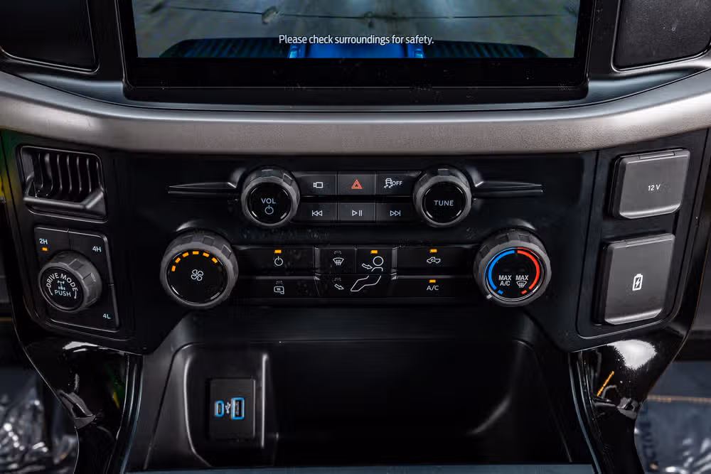 2025 Ford F-150 XL Regular Cab Image 22