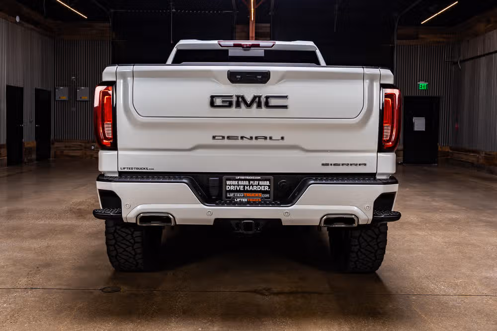 2024 GMC Sierra 1500 Denali Ultimate Crew Cab Image 8