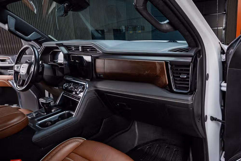 2024 GMC Sierra 1500 Denali Ultimate Crew Cab Image 18