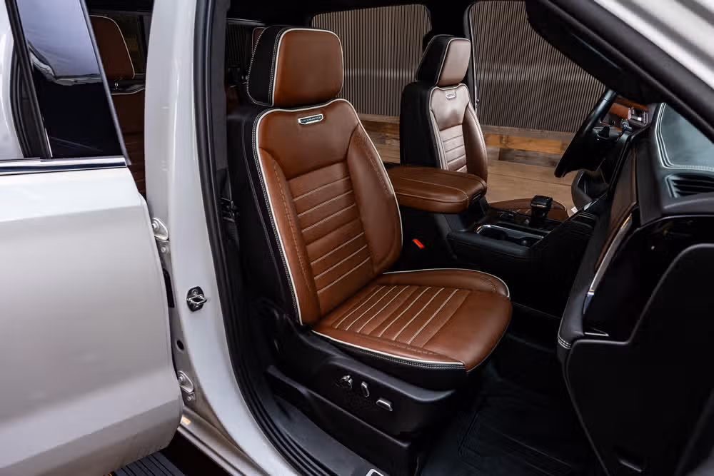 2024 GMC Sierra 1500 Denali Ultimate Crew Cab Image 32