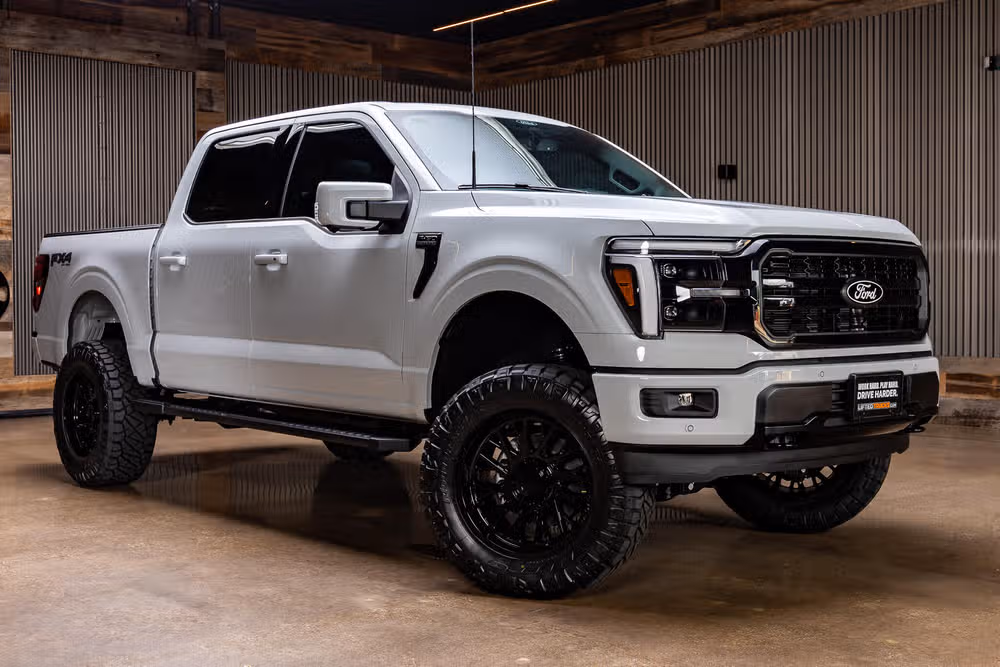 TX10624 - 2026 Ford F-150 Lariat SuperCrew
