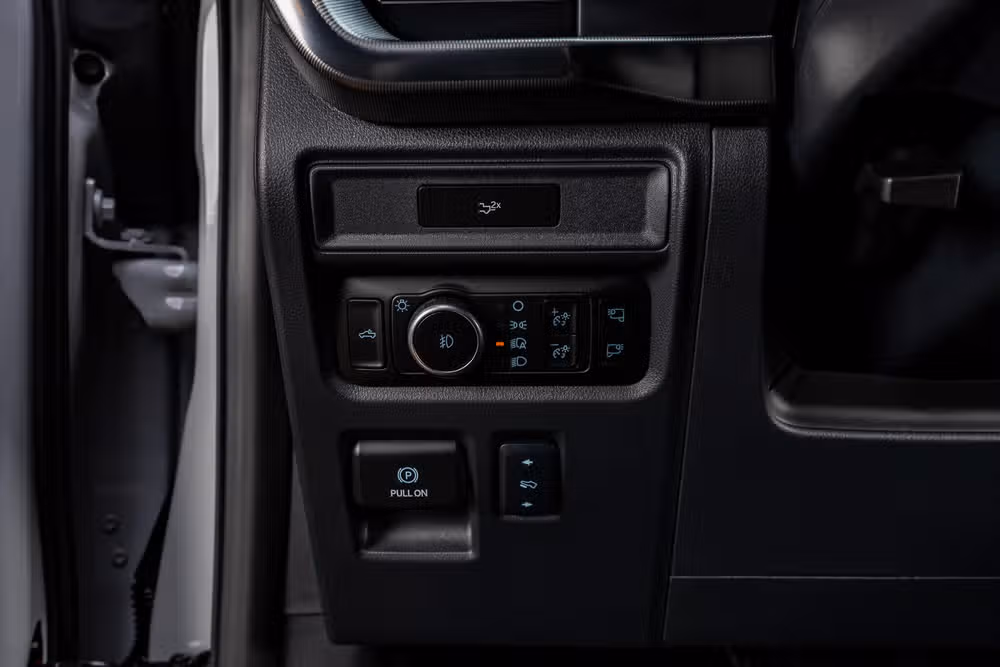 2026 Ford F-150 Lariat SuperCrew Image 22