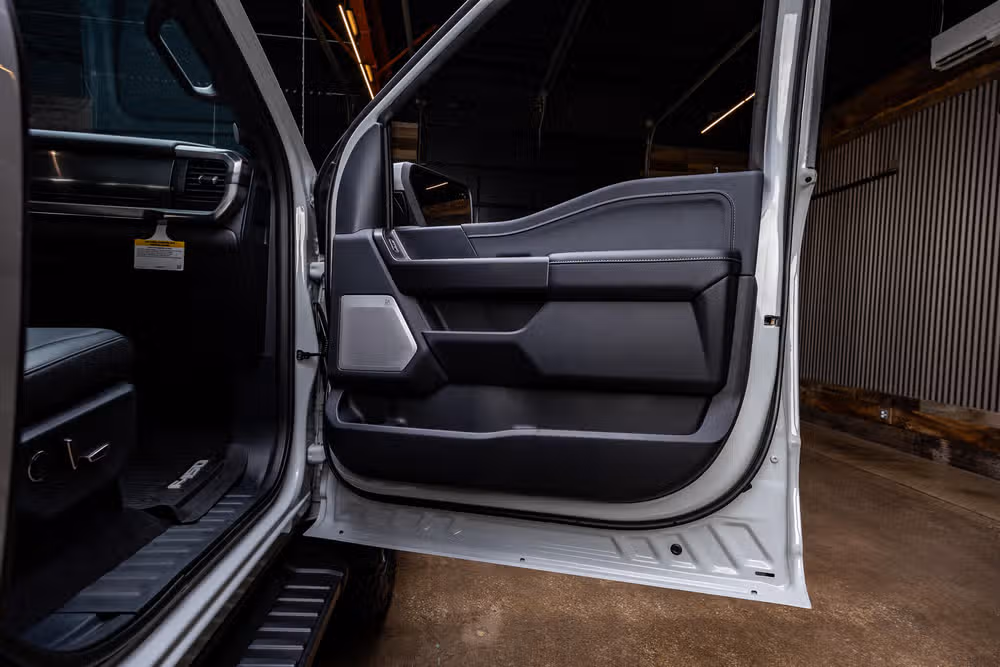 2026 Ford F-150 Lariat SuperCrew Image 39