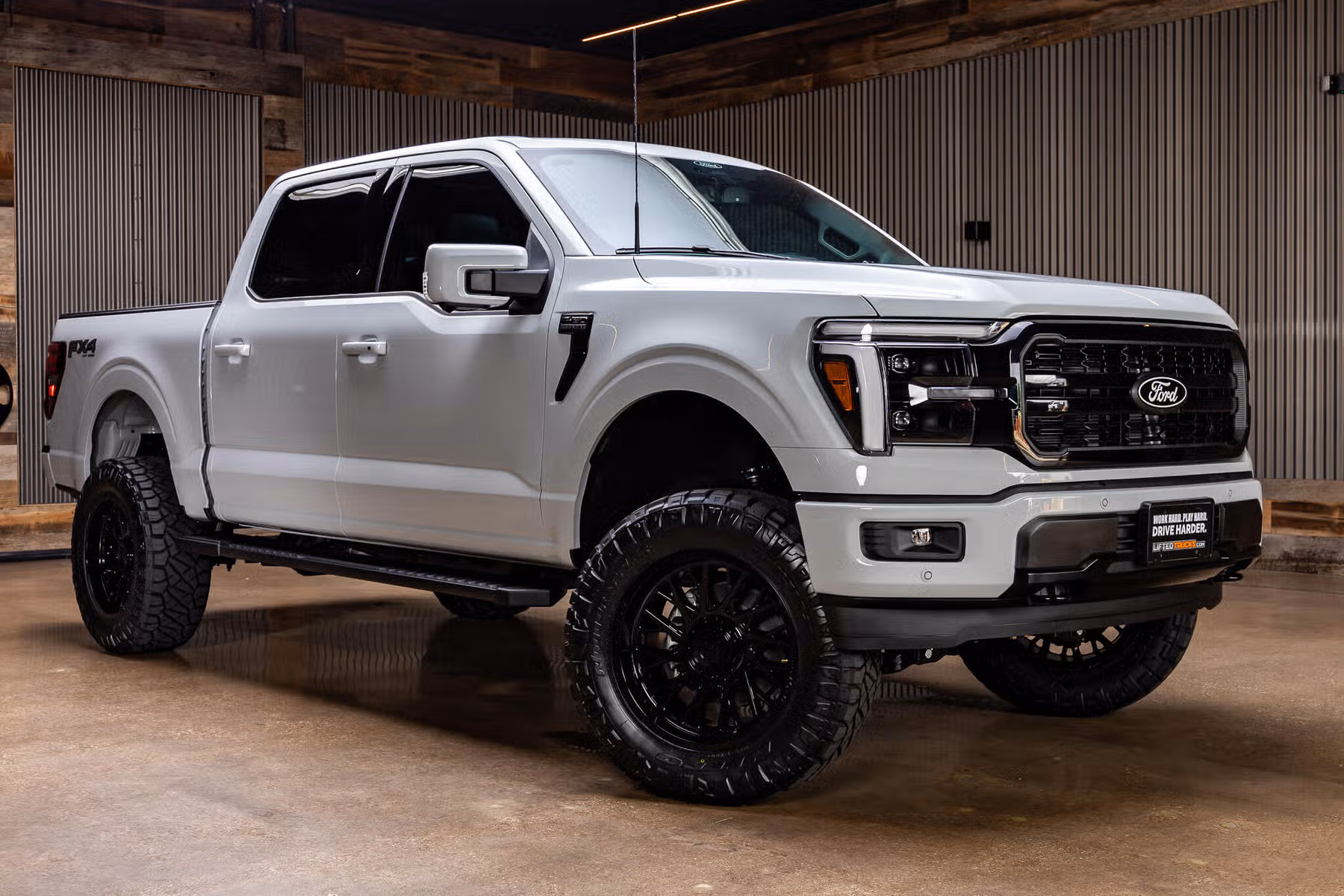 2026 Ford F-150 Lariat SuperCrew Image 1