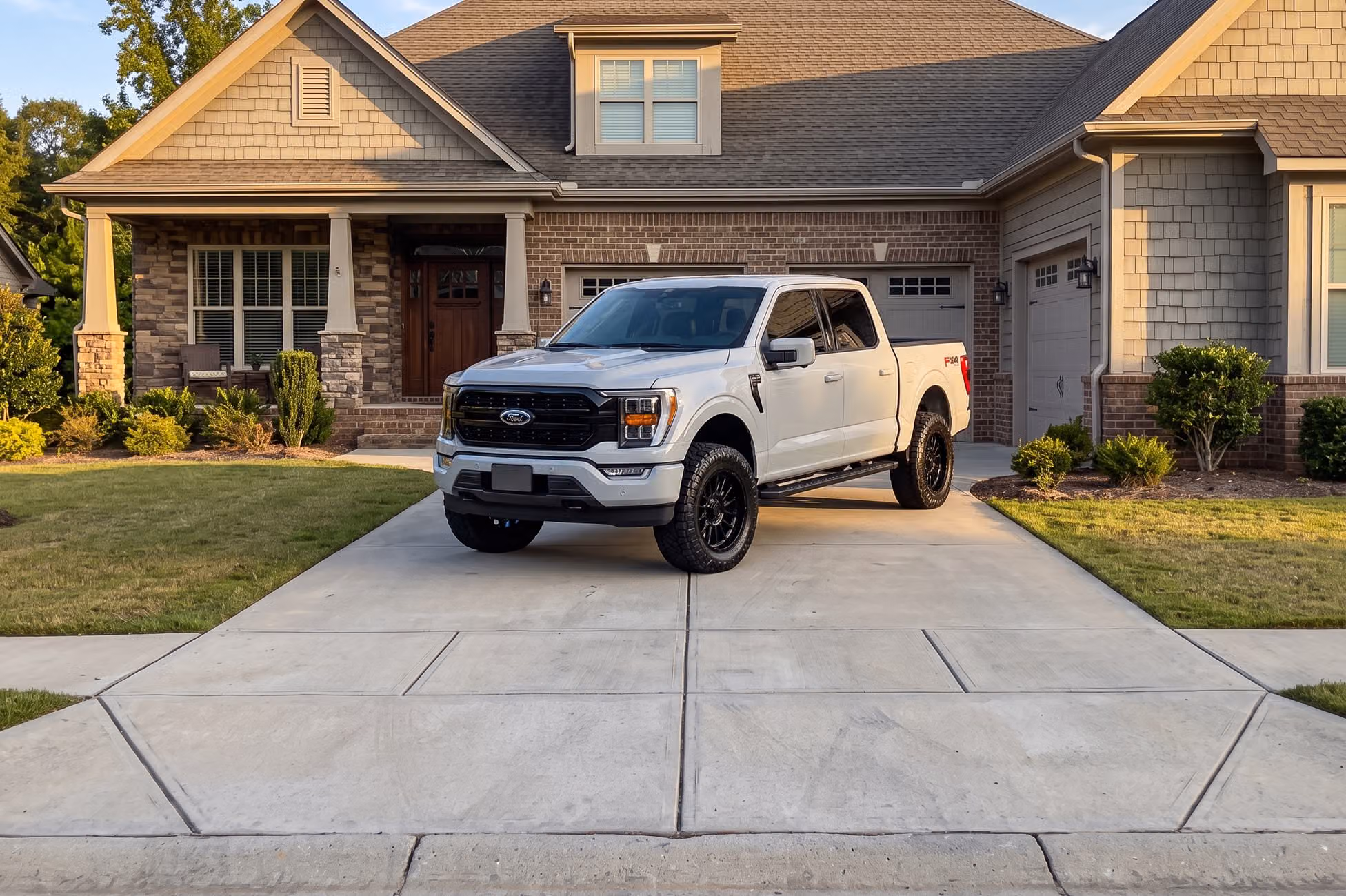 2026 Ford F-150 Lariat SuperCrew Image 44