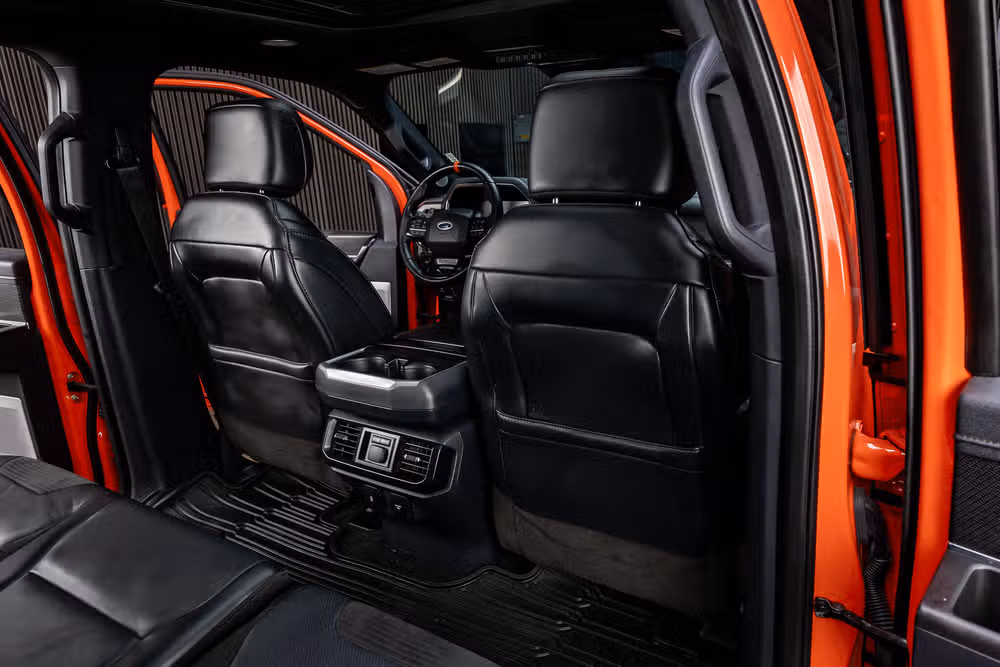 2023 Ford F-150 Raptor SuperCrew Image 33