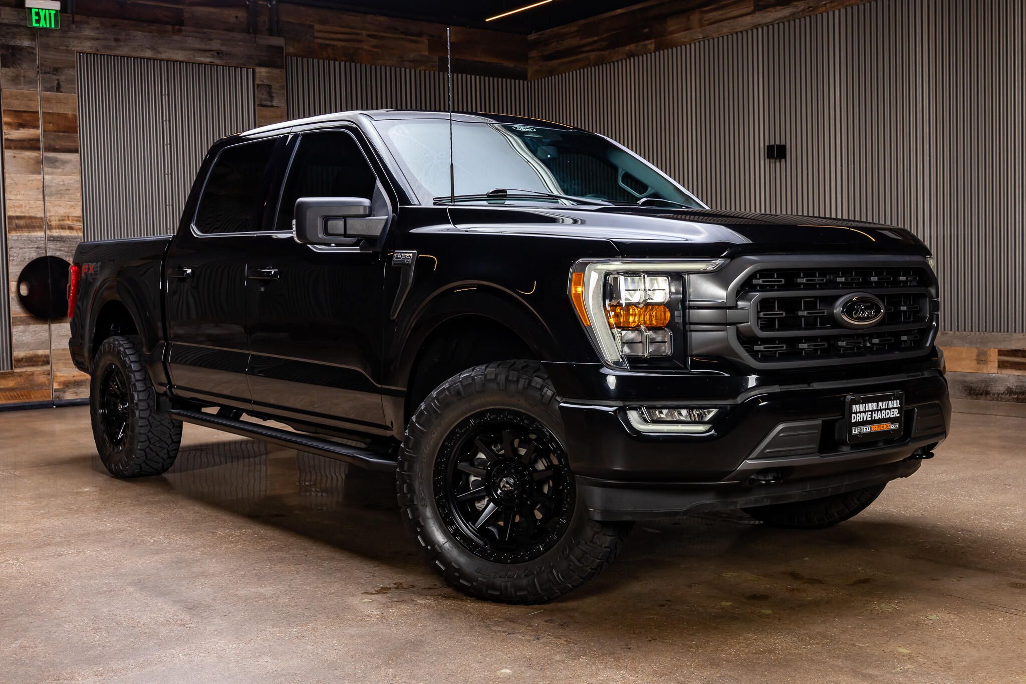 Agate Black 2022 Ford F-150 Pickup Truck Four-Wheel Drive Automatic