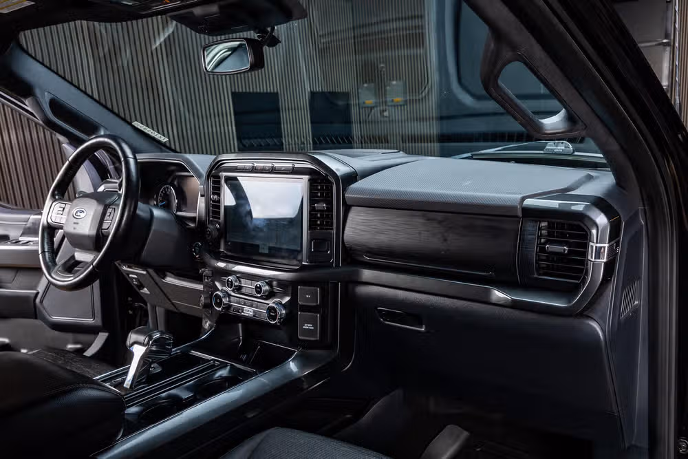 2022 Ford F-150 XLT SuperCrew Image 17