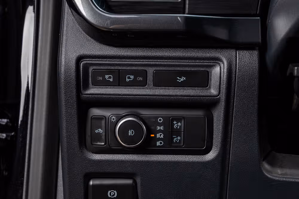 2022 Ford F-150 XLT SuperCrew Image 21