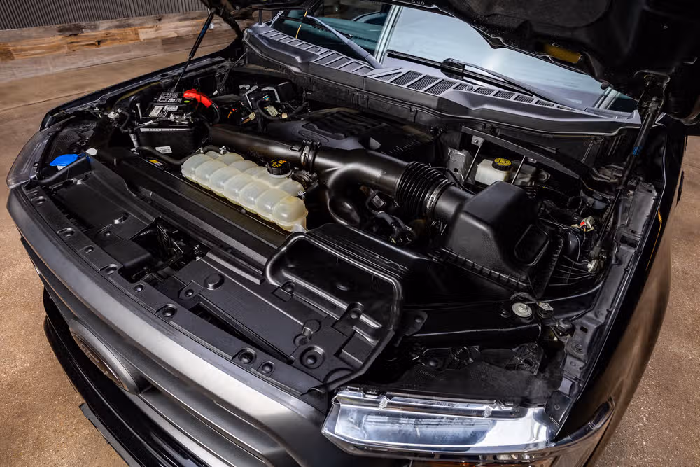 2022 Ford F-150 XLT SuperCrew Image 40
