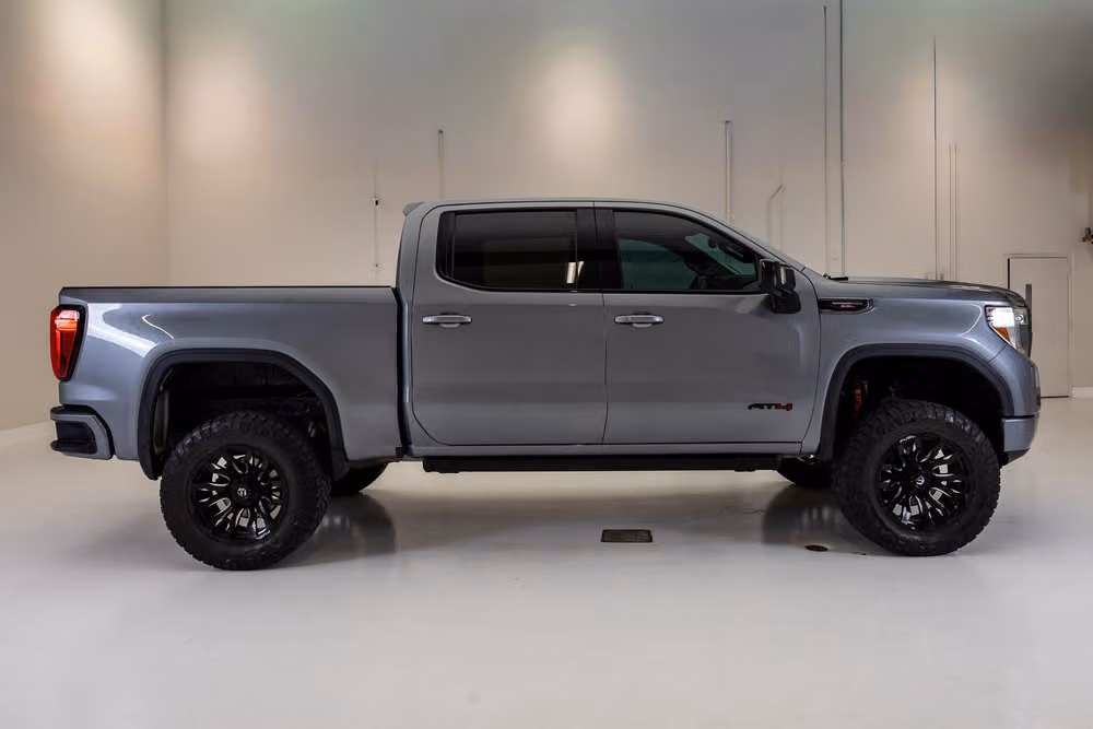 2020 GMC Sierra 1500 AT4 Crew Cab Image 10