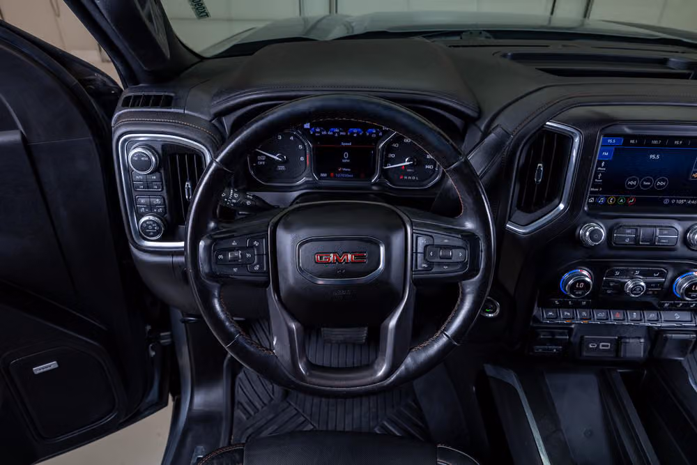 2020 GMC Sierra 1500 AT4 Crew Cab Image 14