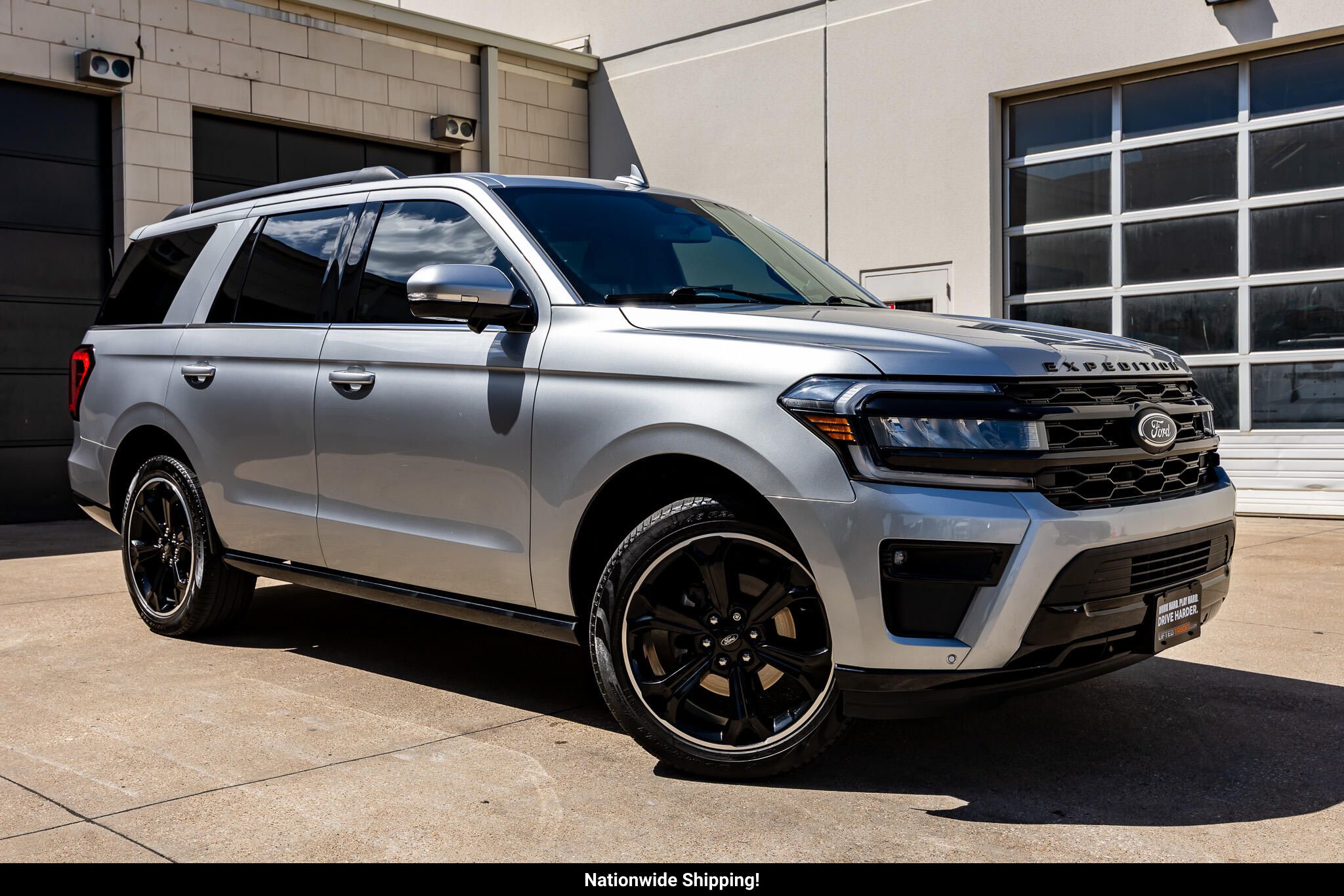 Iconic Silver 2024 Ford Expedition SUV / Crossover 4X2 Automatic