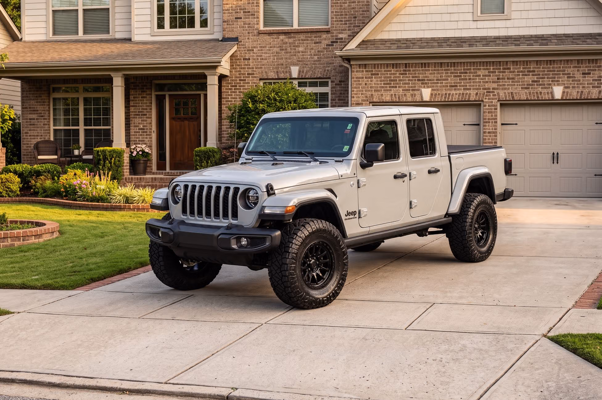 2025 Jeep Gladiator NightHawk Crew Cab Image 34