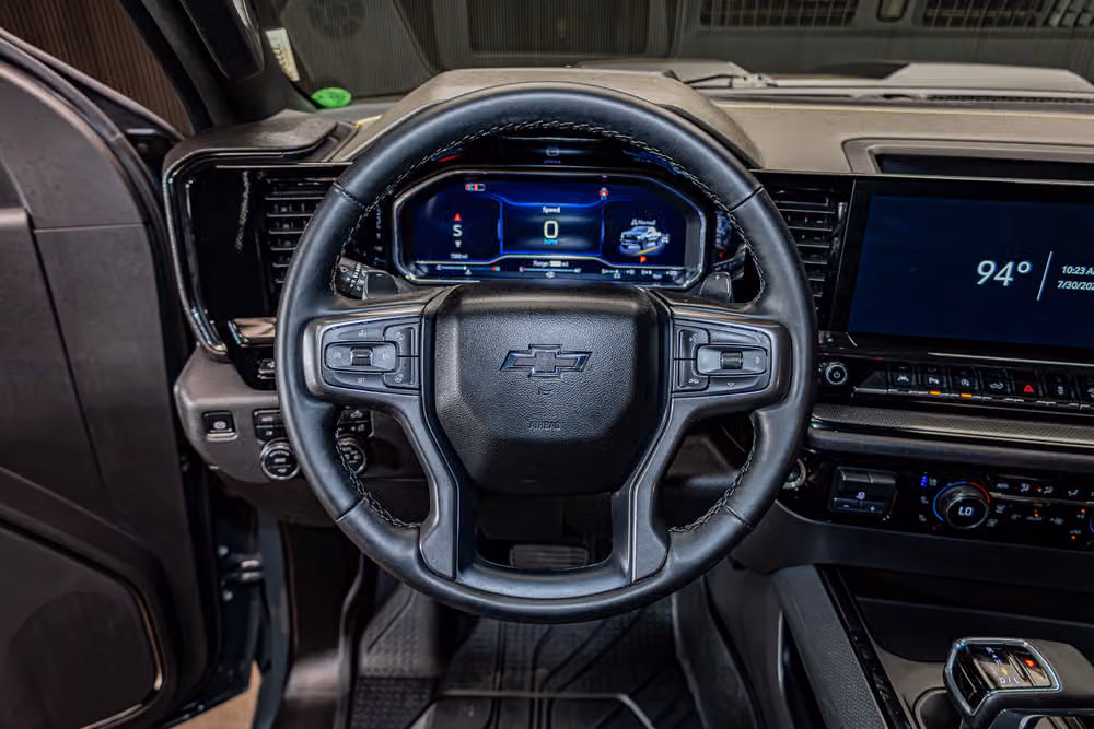 2025 Chevrolet Silverado 1500 ZR2 Crew Cab Image 15