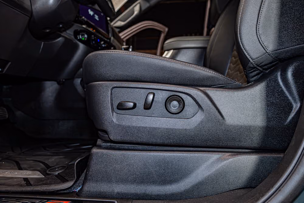 2025 Chevrolet Silverado 1500 ZR2 Crew Cab Image 21
