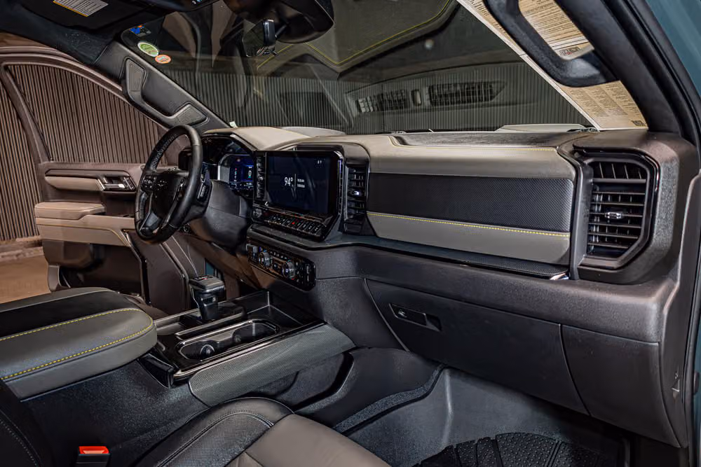2025 Chevrolet Silverado 1500 ZR2 Crew Cab Image 16