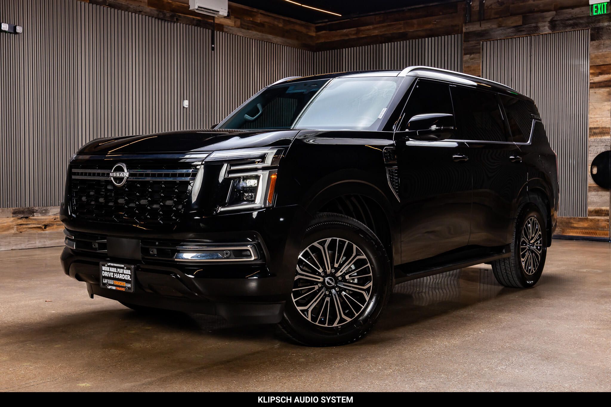 View vehicle photo 3