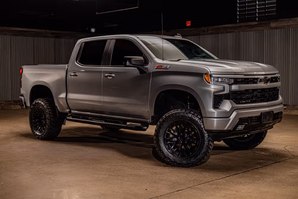 T33340 - 2025 Chevrolet Silverado 1500 RST Crew Cab