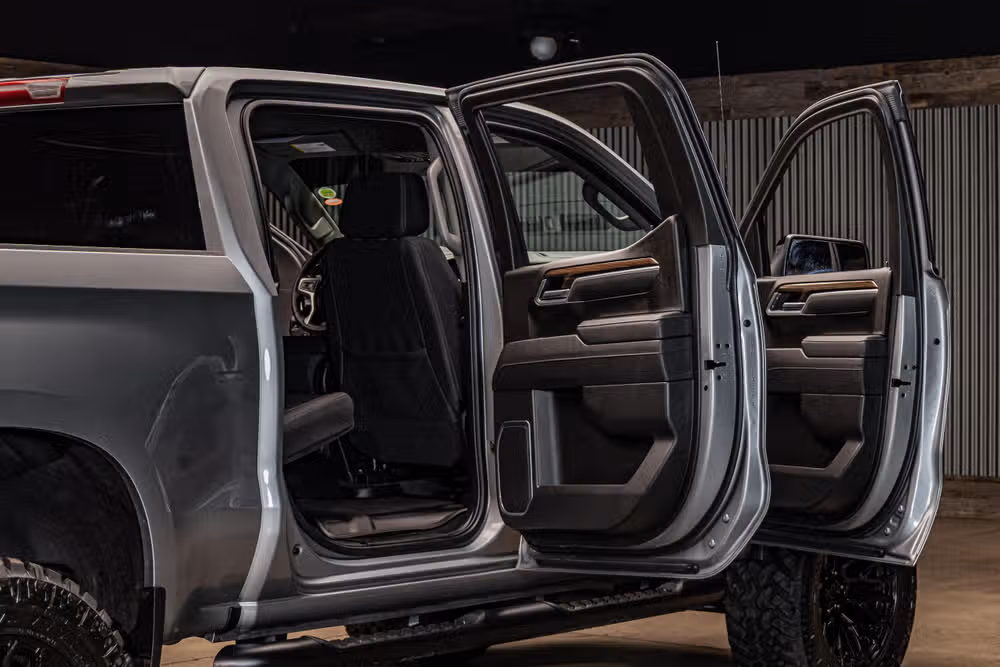 2025 Chevrolet Silverado 1500 RST Crew Cab Image 33