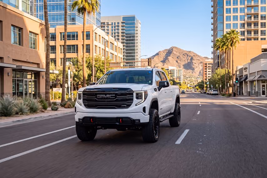 2025 GMC Sierra 1500 AT4 Crew Cab Image 36