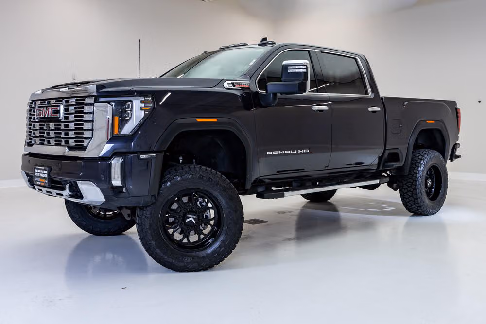 2024 GMC Sierra 2500HD Denali Crew Cab Image 5