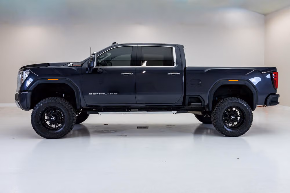 2024 GMC Sierra 2500HD Denali Crew Cab Image 6