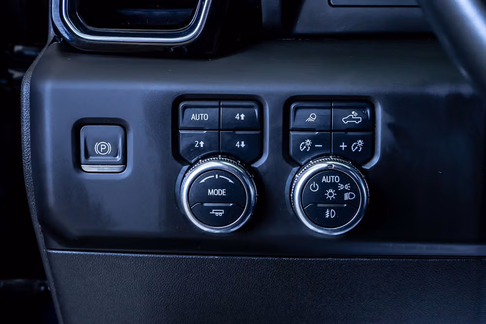 2024 GMC Sierra 2500HD Denali Crew Cab Image 22