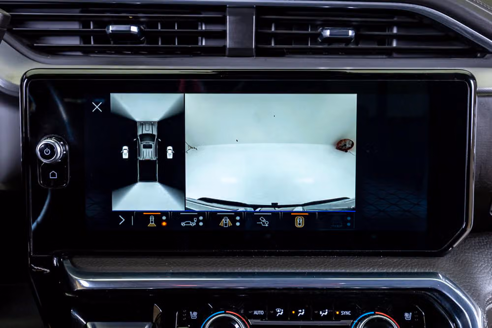 2024 GMC Sierra 2500HD Denali Crew Cab Image 26