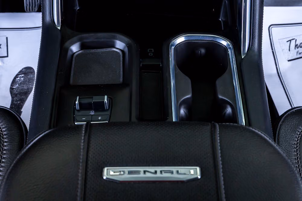 2024 GMC Sierra 2500HD Denali Crew Cab Image 28