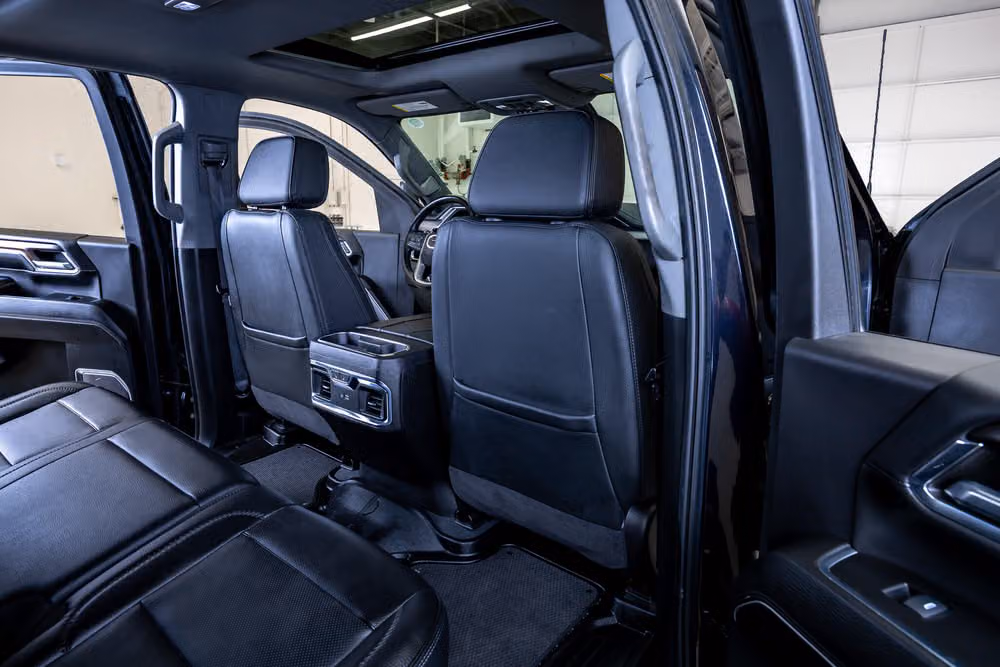 2024 GMC Sierra 2500HD Denali Crew Cab Image 33