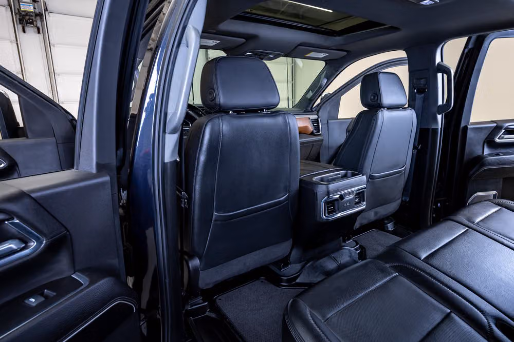 2024 GMC Sierra 2500HD Denali Crew Cab Image 35