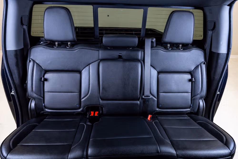 2024 GMC Sierra 2500HD Denali Crew Cab Image 36