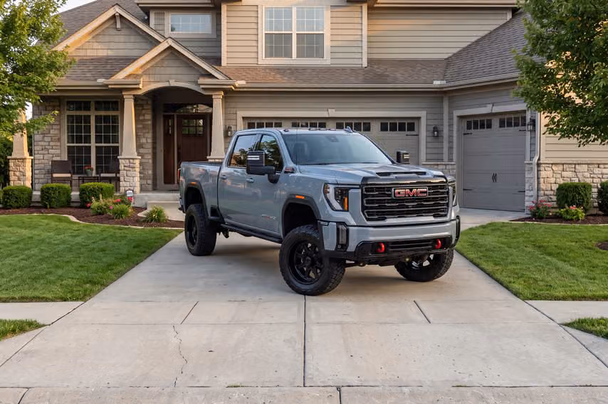2024 GMC Sierra 2500HD AT4 Crew Cab Image 41